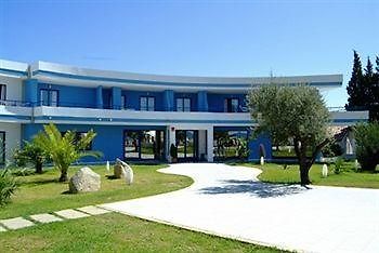 Hotel Club Cala Longa Montauro Dış mekan fotoğraf