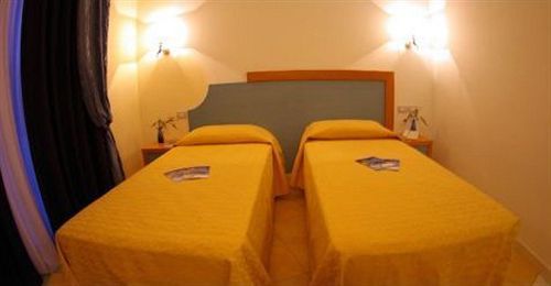 Hotel Club Cala Longa Montauro Dış mekan fotoğraf